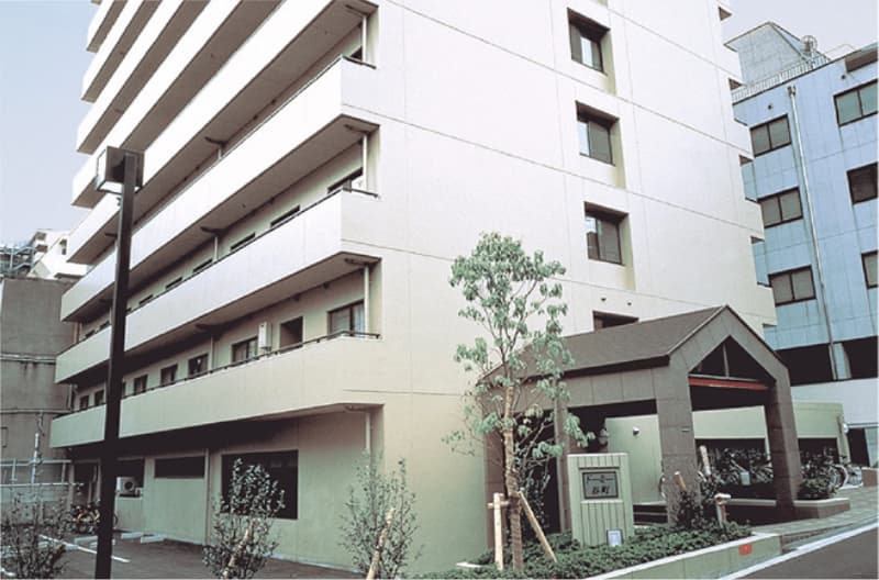 ドーミー谷町の外観